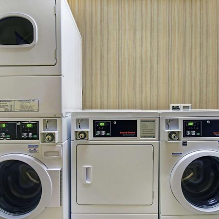 Hampton Inn Beloit Zewnętrze zdjęcie