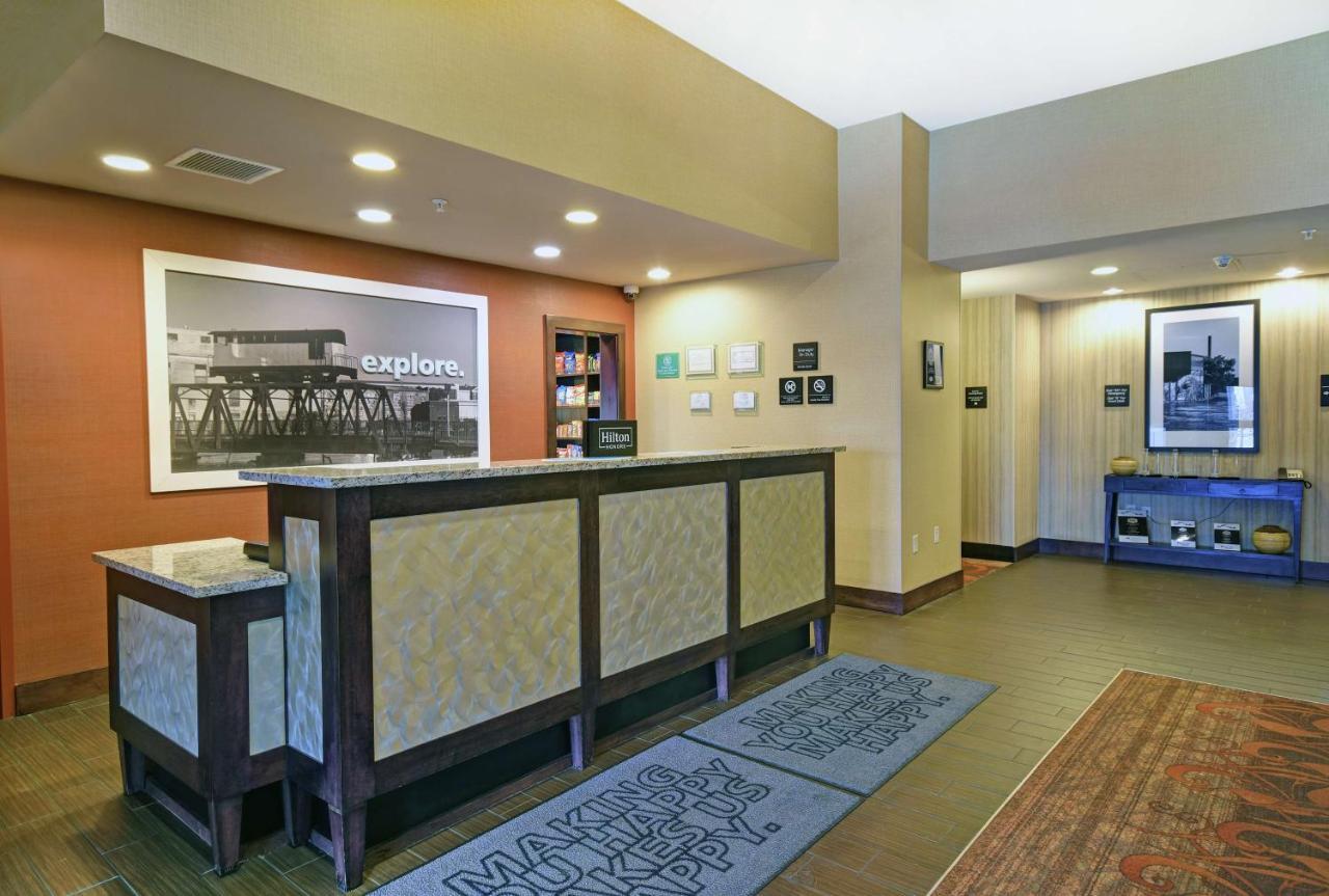 Hampton Inn Beloit Zewnętrze zdjęcie