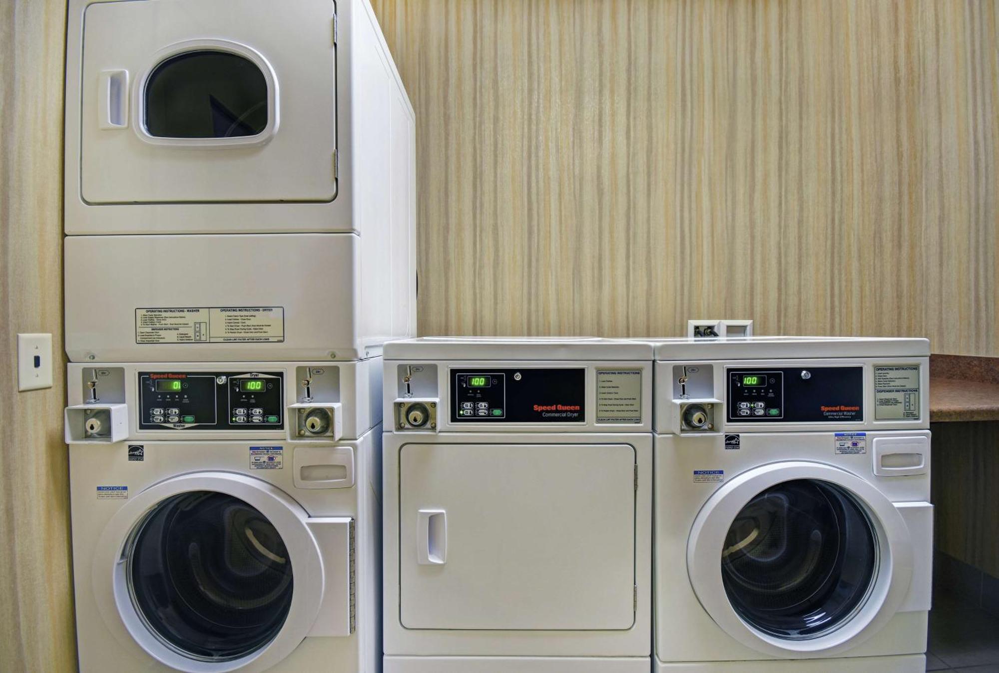 Hampton Inn Beloit Zewnętrze zdjęcie